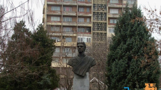 Ученици почитат Апостола с рецитал – спектакъл
