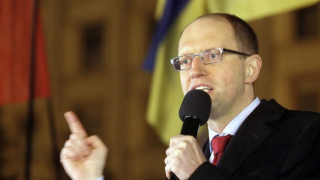 Опозицията и властта в Украйна постигнаха примирие