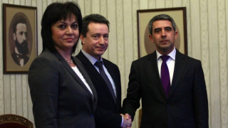 Президентът: Надявам се да не стигаме до КСНС за етническия мир