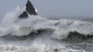 Бурите са нанесли трайни щети на британското крайбрежие