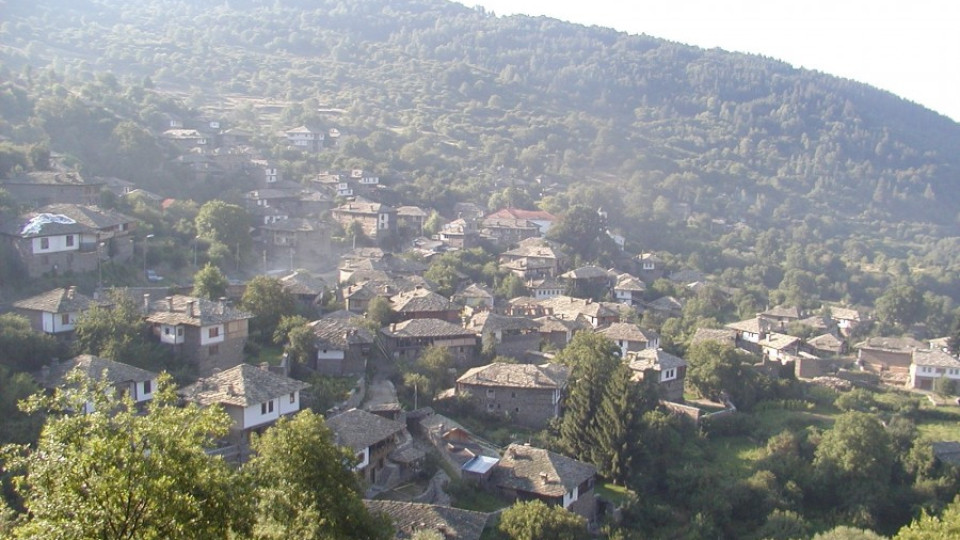 11 опасни къщи дебнат туристи в Ковачевица | StandartNews.com