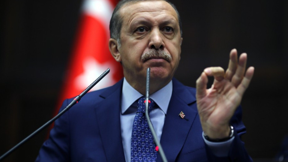 Опозицията поиска оставката на Ердоган за корупция | StandartNews.com