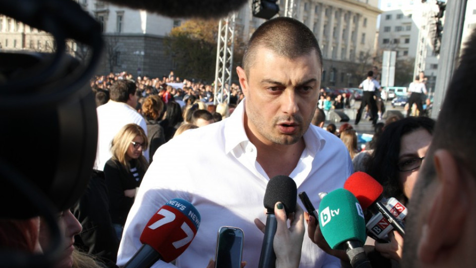Бареков: Ключът за разтурването на парламента е в ББЦ | StandartNews.com