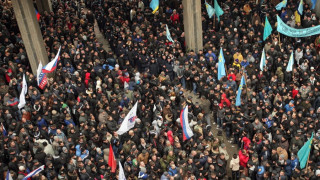 Окупатори завзеха сградата на парламента в Крим