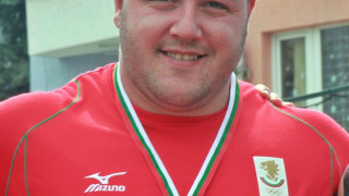 Георги Иванов печели с рекорд в Чехия