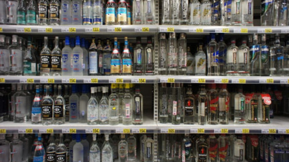 Русия вдига цената на водката | StandartNews.com