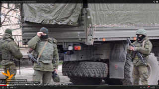 Руски военни нападнали украински части в Севастопол