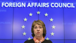 Външните министри на ЕС осъдиха насилието в Украйна