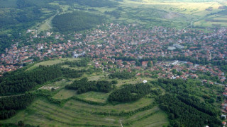 Двама бандити пребиха безанджия