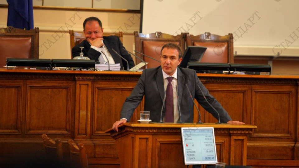 Гуцанов поема регионалната комисия в парламента | StandartNews.com