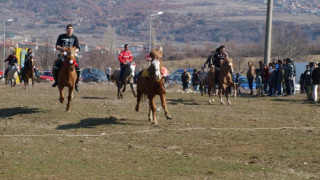 Надпревари за бързи и силни коне в Симитли
