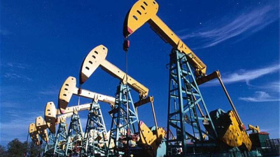 Петролът поевтиня заради китайската икономика | StandartNews.com