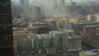 Сграда се срути след експлозия в Ню Йорк