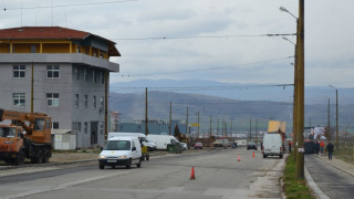 Кметът на Благоевград не хареса нови бордюри