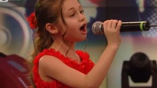 Крисия: Българският химн не е лесен за пеене