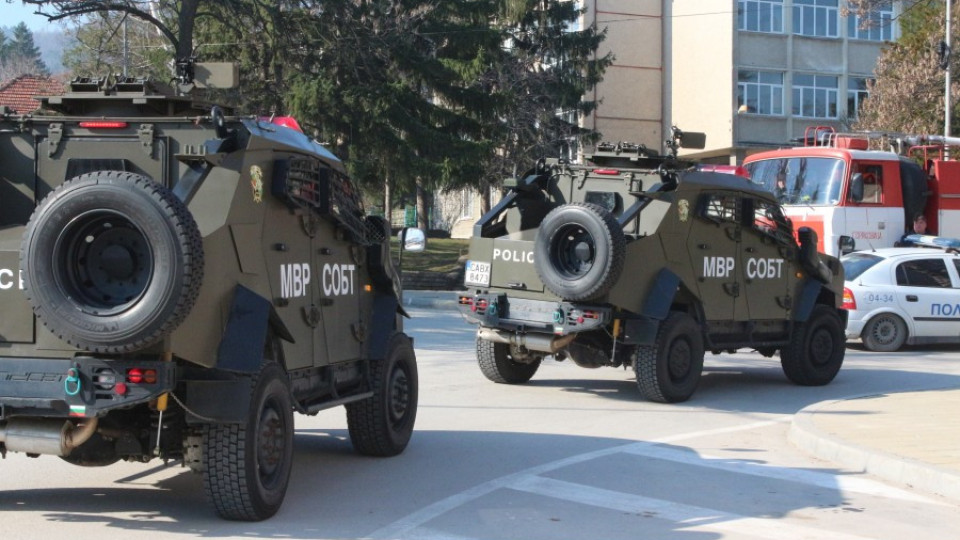 Коли на СОБТ в готовност за атака в Лясковец | StandartNews.com