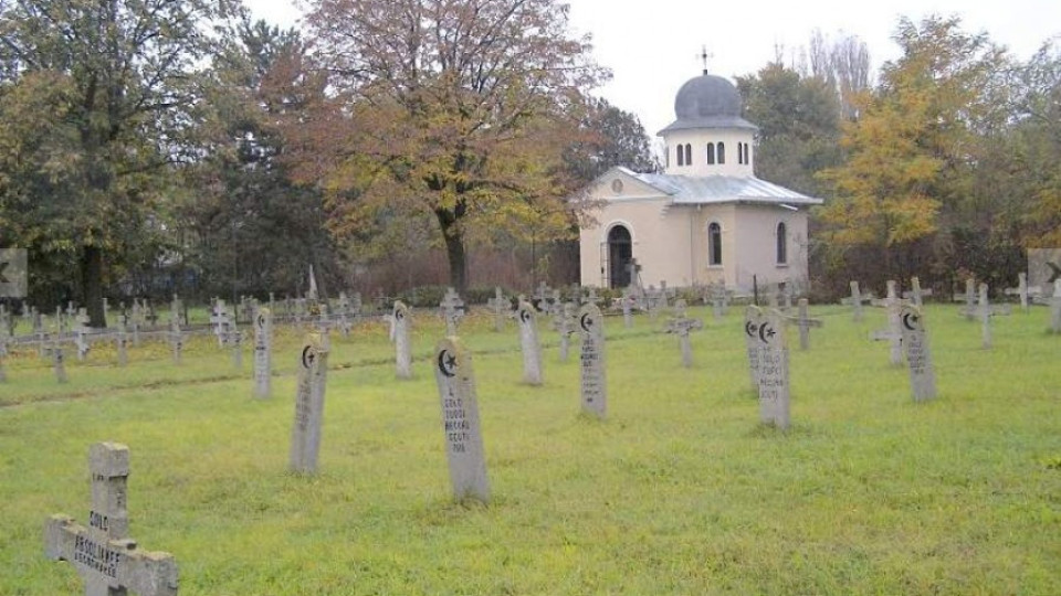Обновяват най-голямото военно гробище в България | StandartNews.com
