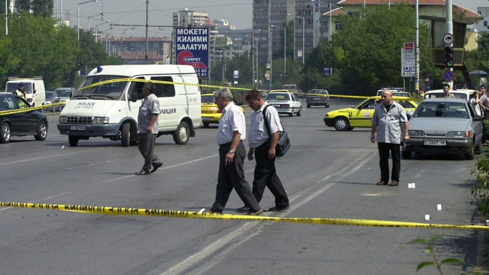 Oт местопрестъплението: За кожата на едни ченгета | StandartNews.com