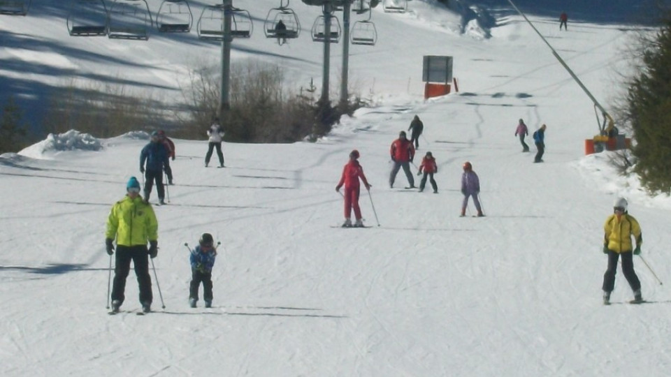 Жирардели учи наши деца на ски | StandartNews.com