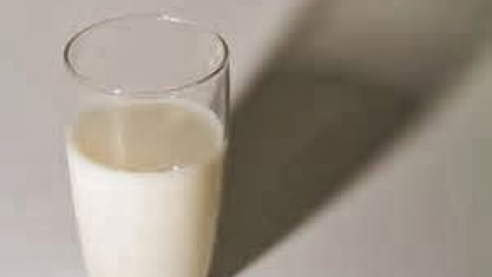 Забавачката с отровното мляко свила 20 000 лева | StandartNews.com