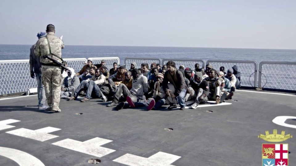 2000 имигранти пристигнаха в Италия за 48 часа | StandartNews.com