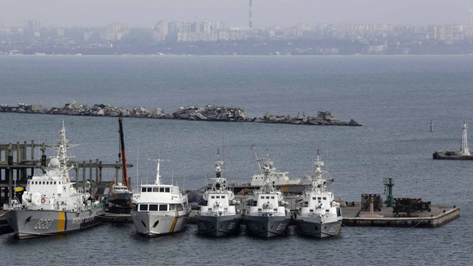 Русия превзе щаба на ВМС в Севастопол | StandartNews.com