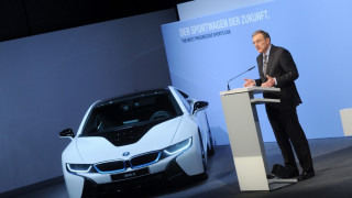 Рекордни продажби на нови автомобили