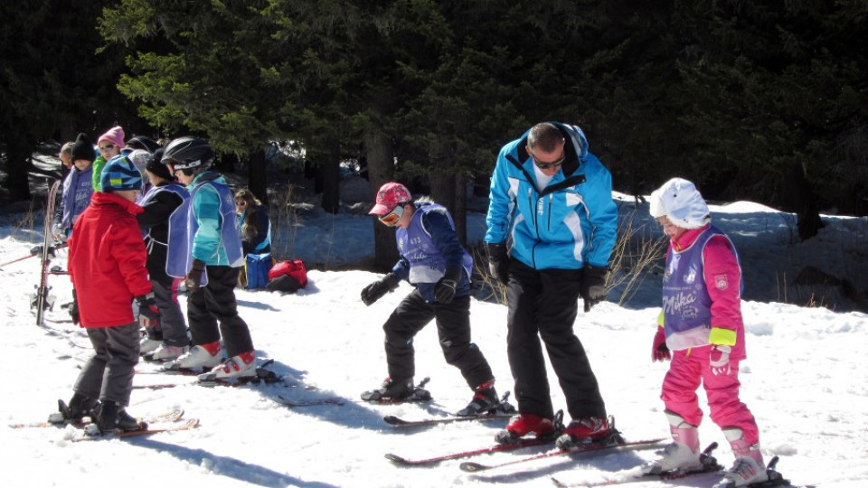 Боровец приема финалите на „Научи се да караш ски” | StandartNews.com
