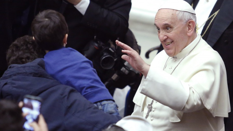 Папата заклейми мафията | StandartNews.com