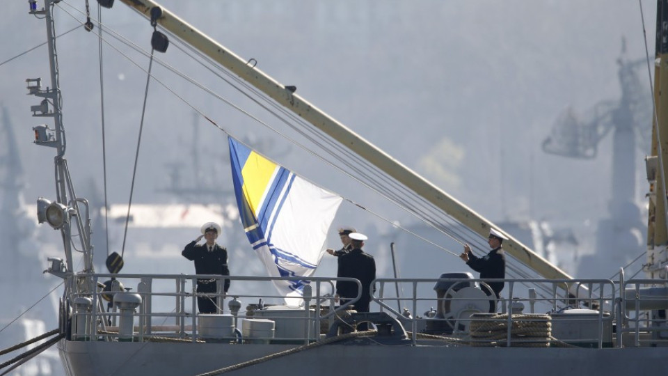 Украинските кораби в Донузлав се готвят за щурм | StandartNews.com