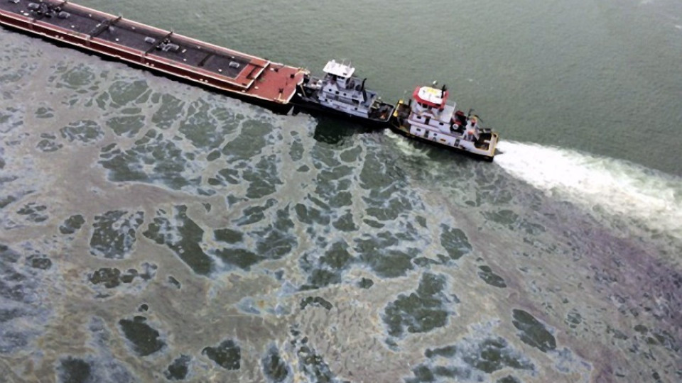 640 тона петрол се разляха в Мексиканския залив | StandartNews.com