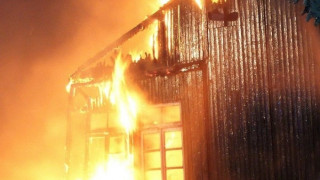 Пазач изгоря в пожар край Поморие
