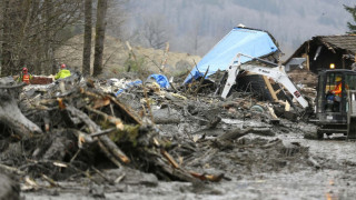 Откриха още 10 тела, погребани в свлачището в САЩ