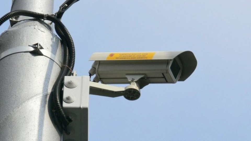 Слагат камери по възлови кръстовища в Добрич | StandartNews.com