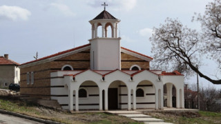 Сменили църковен имот до Карадере за храм