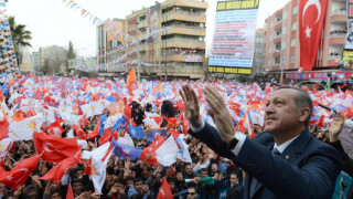 В Турция започнаха трудни за Ердоган местни избори