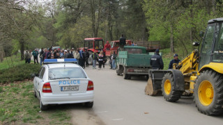 Русе брани с блокада мечките Бойка и Станди