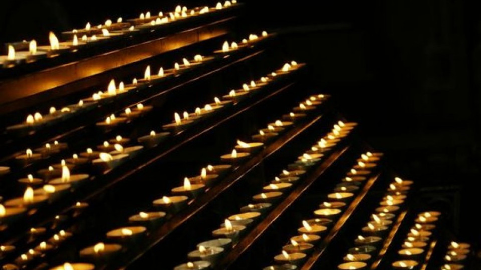 12 свещи за ангелите от Лим | StandartNews.com