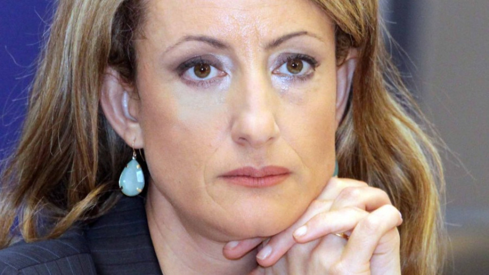 Златанова допуска българско авторство в скандала с еврофондовете | StandartNews.com