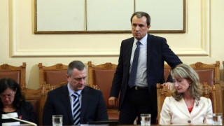 Ограничават покупката на БГ земя от чужденци