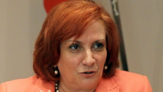 Михайлова: Без реформа във ВиК губим Е1 млрд. от ЕС