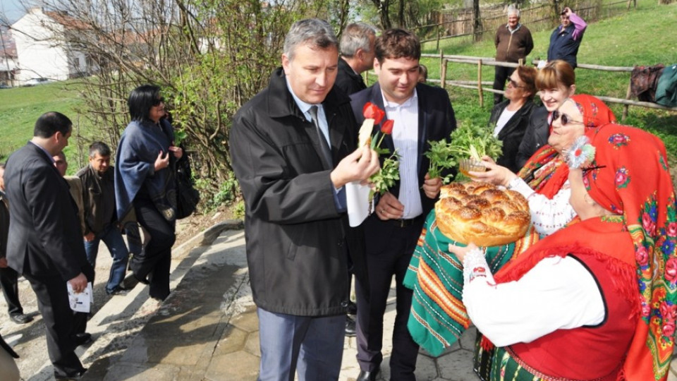 Строят панорамна алея „Стъпалата” край Разлог | StandartNews.com