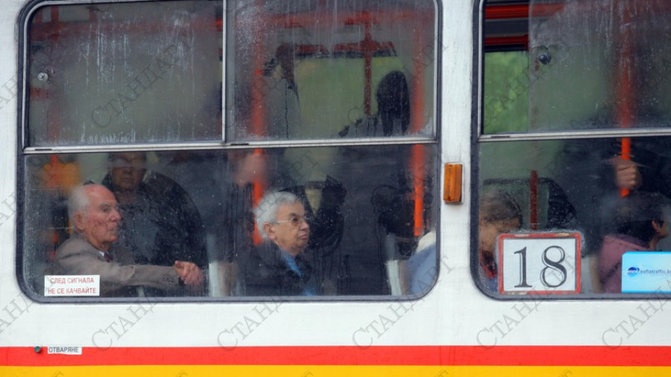 Граждани на протест срещу трамвай през Борисовата градина | StandartNews.com