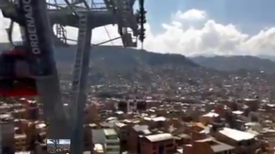 ВИДЕО: Най-дългият лифт в света свърза два града в Боливия  | StandartNews.com