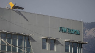 Хеликоптер се разби в покрива на болница в Ню Мексико