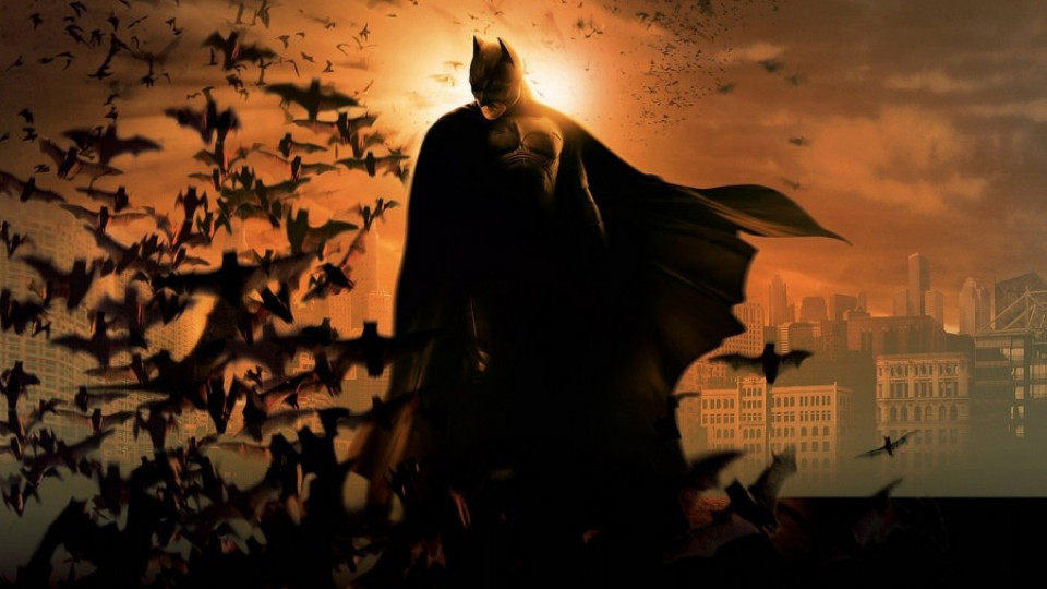 ВИДЕО: Батман чукна 75 г., празнува с късометражка | StandartNews.com