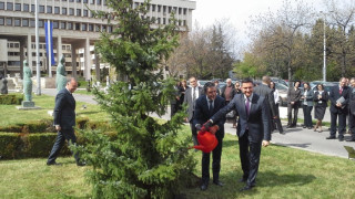 Расмусен: Русия сама се изолира, но оставяме дипломатическите канали отворени