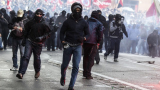 Десетки ранени по време на протести в Рим