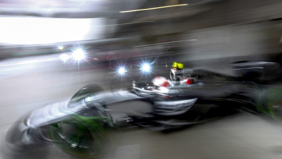Мерцедес продължава да доминира във Формула 1 | StandartNews.com