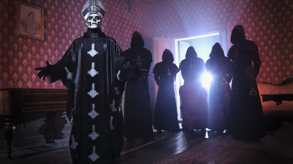 Метъл бандата Ghost ще подгрява Iron Maiden | StandartNews.com
